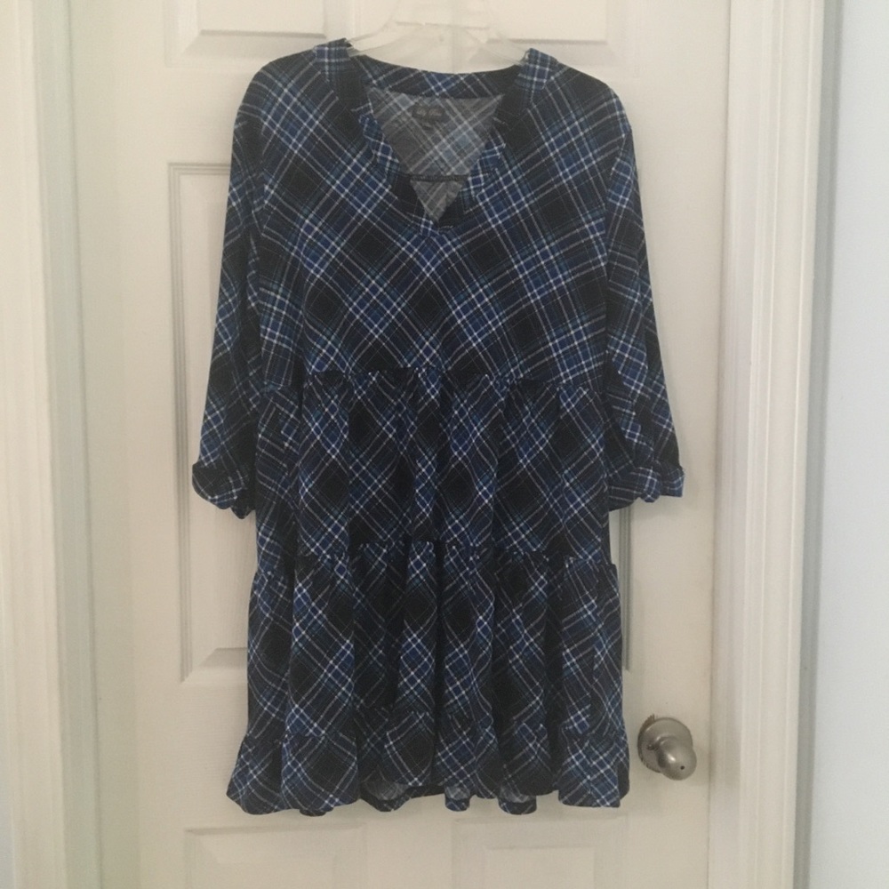 👗#12 Plaid ruffled dress